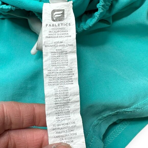 FABLETICS Women’s Turquoise Green Pamela Running Shorts Size Medium - Picture 8 of 9